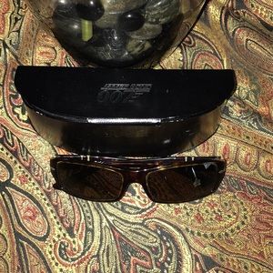 Persol VINTAGE James Bond Polarized sunglasses